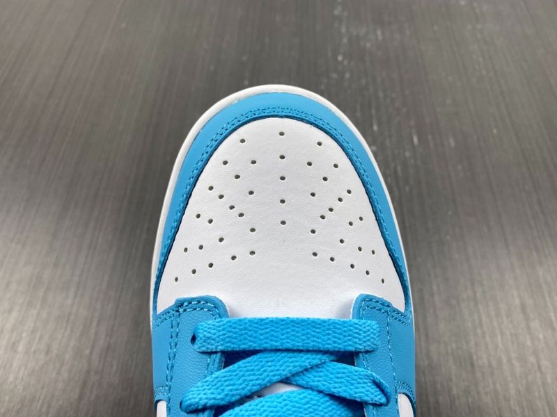 Dunk Low Kyrie Irving Baltic Blue  DN4179-400