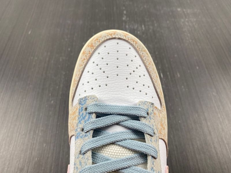 Dunk Low Oxidized  DV6486-100