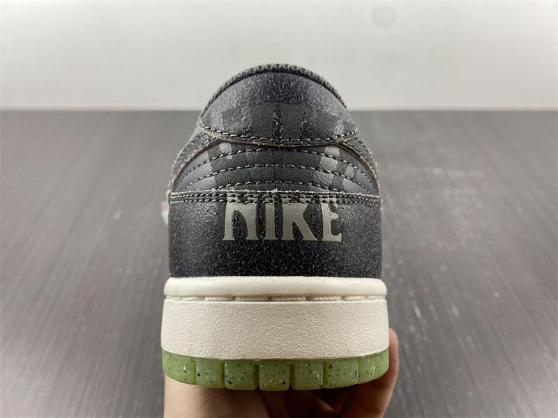 Dunk Low Swoosh Shadow Iron Grey  DQ7681-001