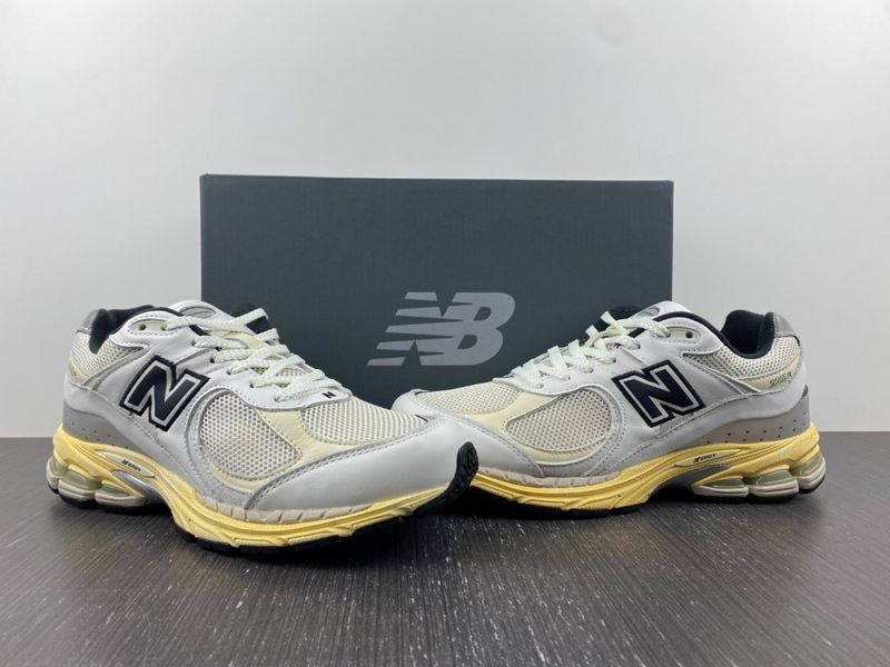 New Balance 2002R thisisneverthat White  ML2002RT