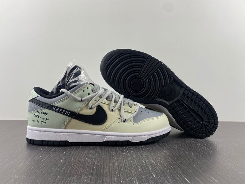 Dunk Low Custom MK221112-20