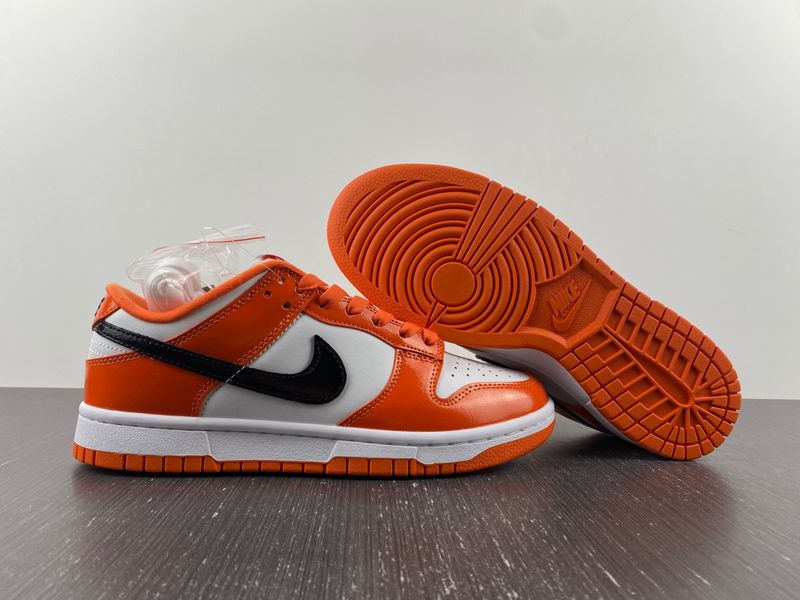 Dunk Low Patent Halloween  DJ9955-800