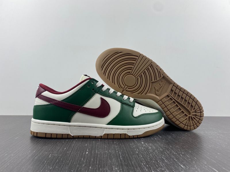 Dunk Low Gorge Green FB7160-161