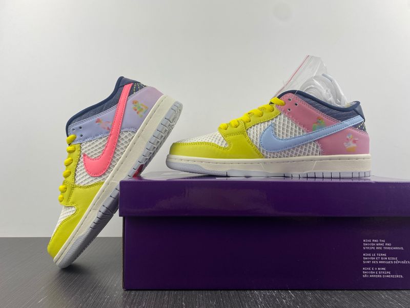 Dunk SB Low Bettie DX5933-900
