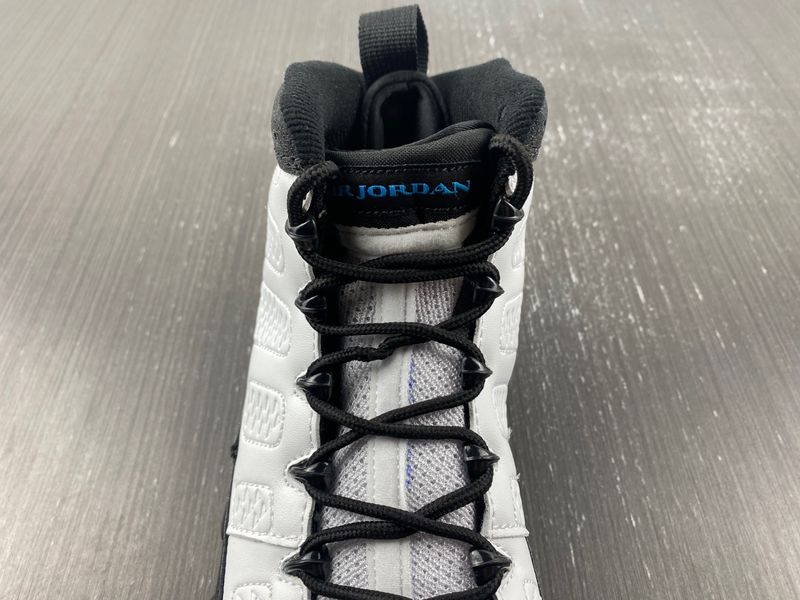 Air Jordan 9 Retro University Blue  CT8019-140
