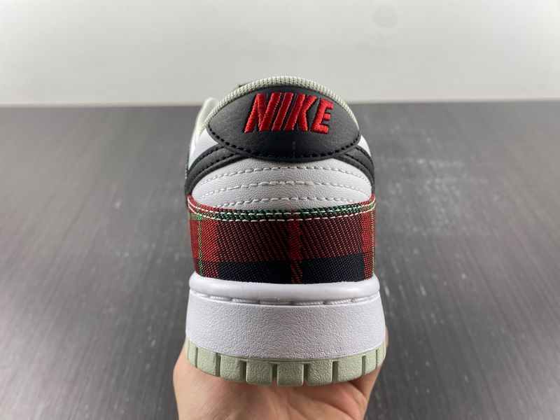 Dunk Low Tartan Plaid  DV0827-100