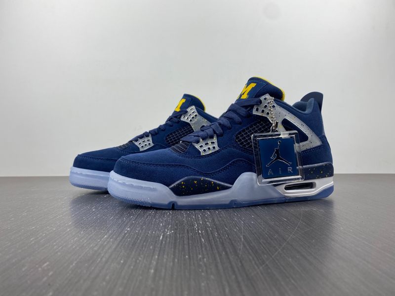 Air Jordan 4 Retro Michigan (PE)  AJ4-1036660
