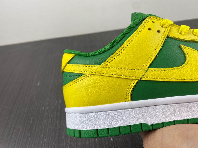 Dunk Low Reverse Brazil DV0833-300