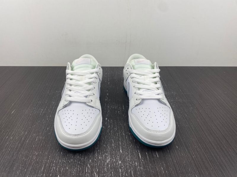 Dunk Low GS FD9911-101
