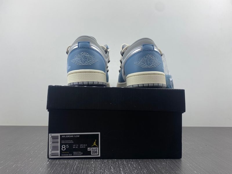 Air Jordan 1 Retro Low Customized 553558-053