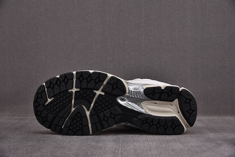 New Balance 2002R Atlas Lemon Haze  ML2002RQ