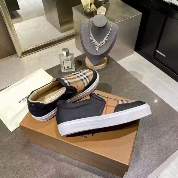 Women and Men B*urberry Top Sneaker CL 20230820-2