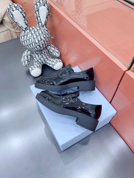 P*rada Top Loafer CL 23030831-25