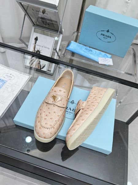 P*rada Top Loafer CL 23030831-90