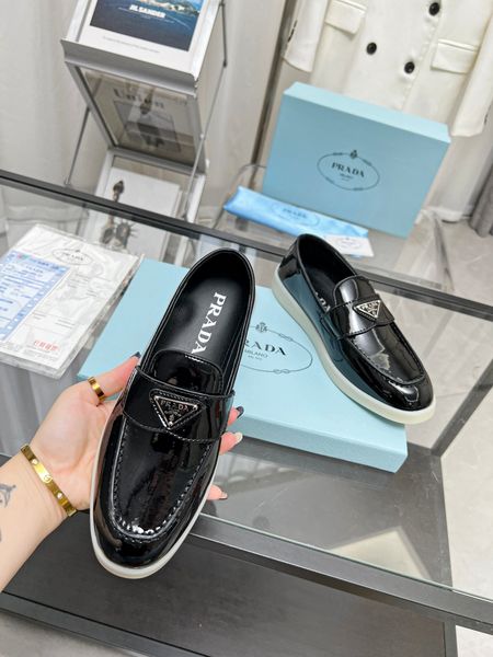 P*rada Top Loafer CL 23030831-94