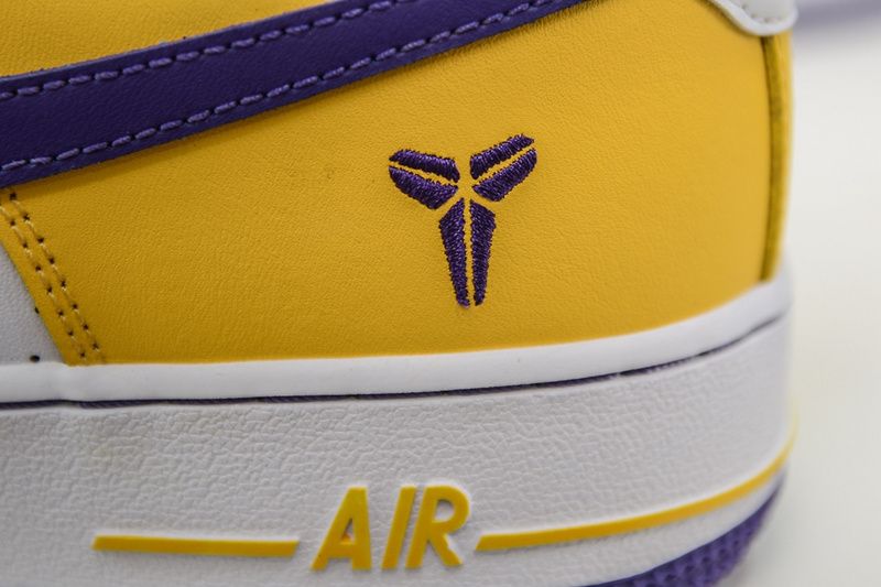 Air Force 1 Low Kobe FZ1151-100