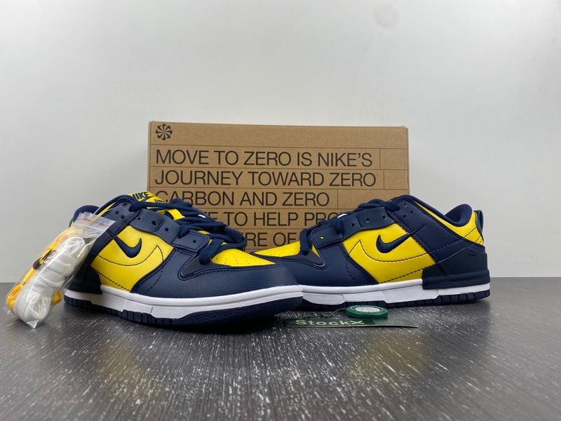 Dunk Low Disrupt 2 Michigan  DV4024-400