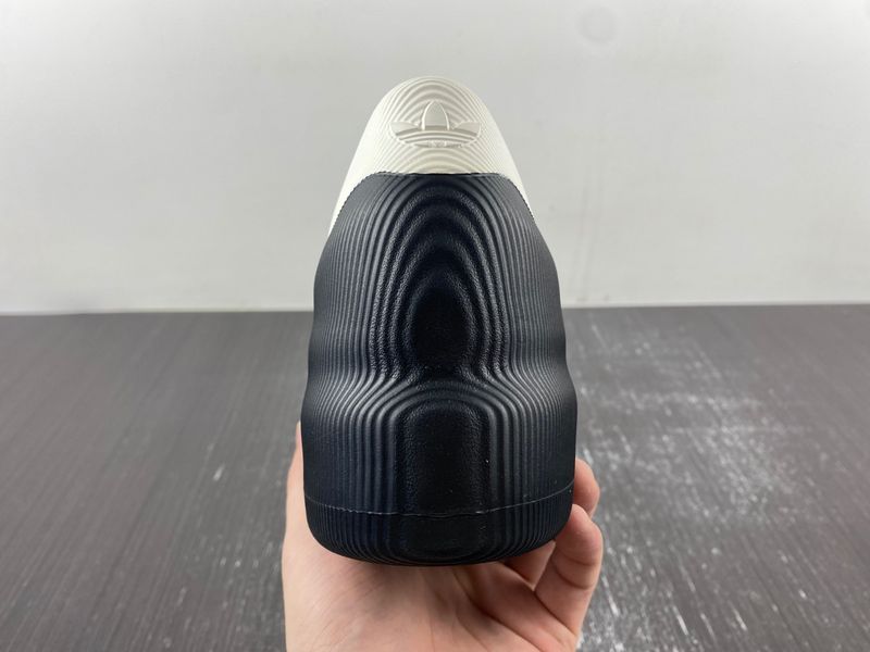 adiFOM Superstar Black White  HQ8752
