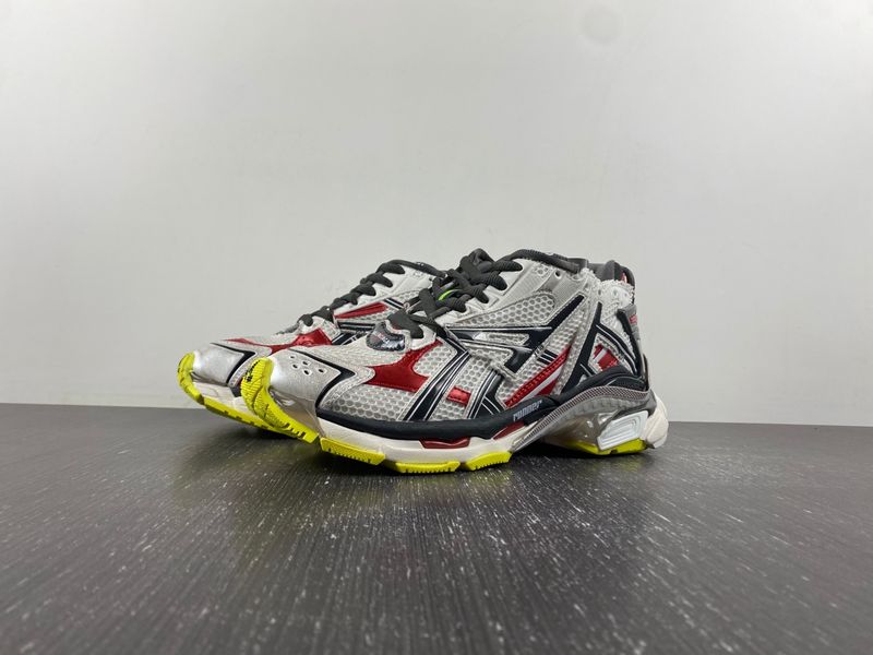 B*alenciaga runner AM 20231019-8