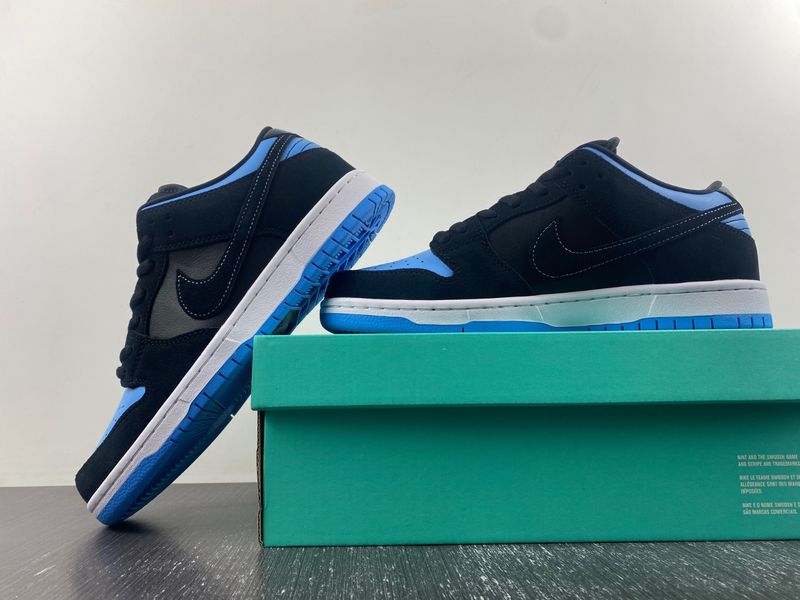 SB Dunk Low Black University Blue 304292-048
