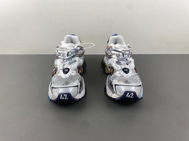 B*alenciaga runnerSneaker AM20240416-4