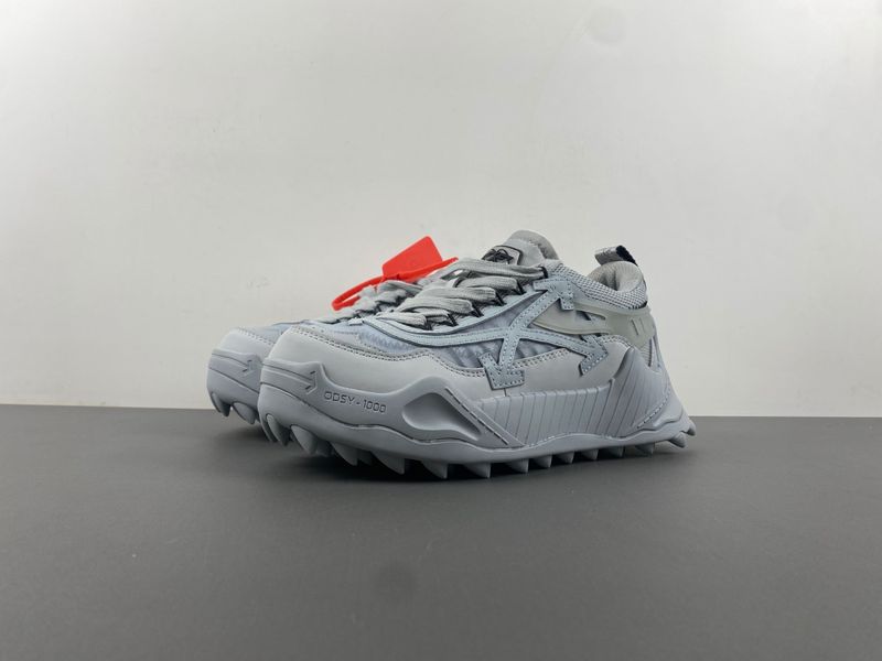 O*ff W*hite Low Tops Sneakers MK 20240417-1