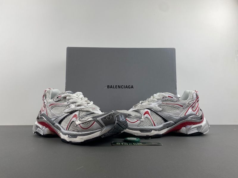 B*alenciaga runner AM 20240611-5