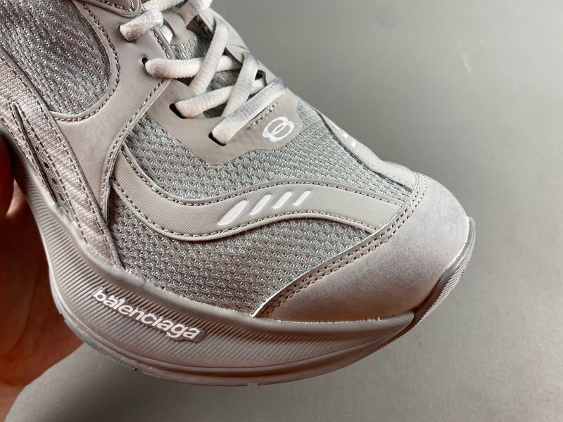 B*alenciaga 3XL Sneaker AM20240611-13