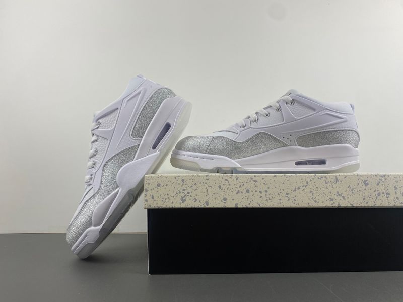 Air Jordan 4 RM White Sliver HQ3441-111