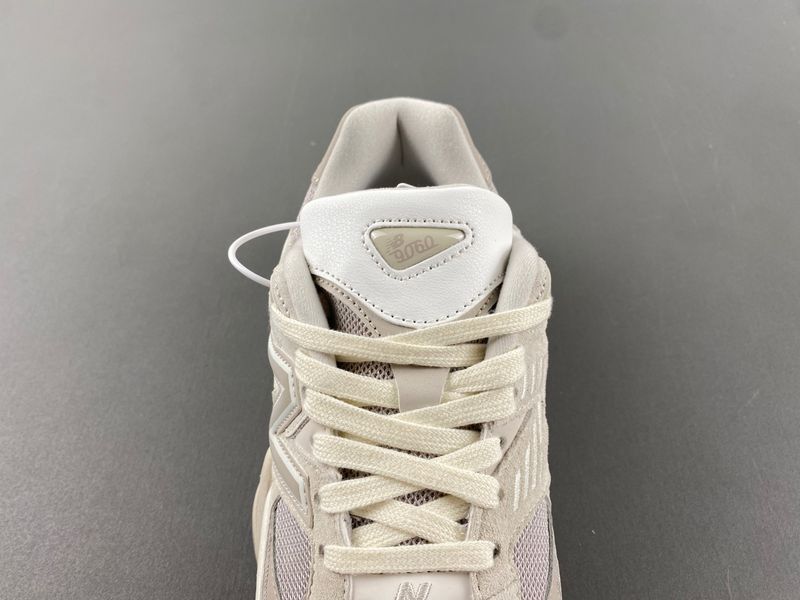New Balance 9060 Grey Moonbeam U9060MM