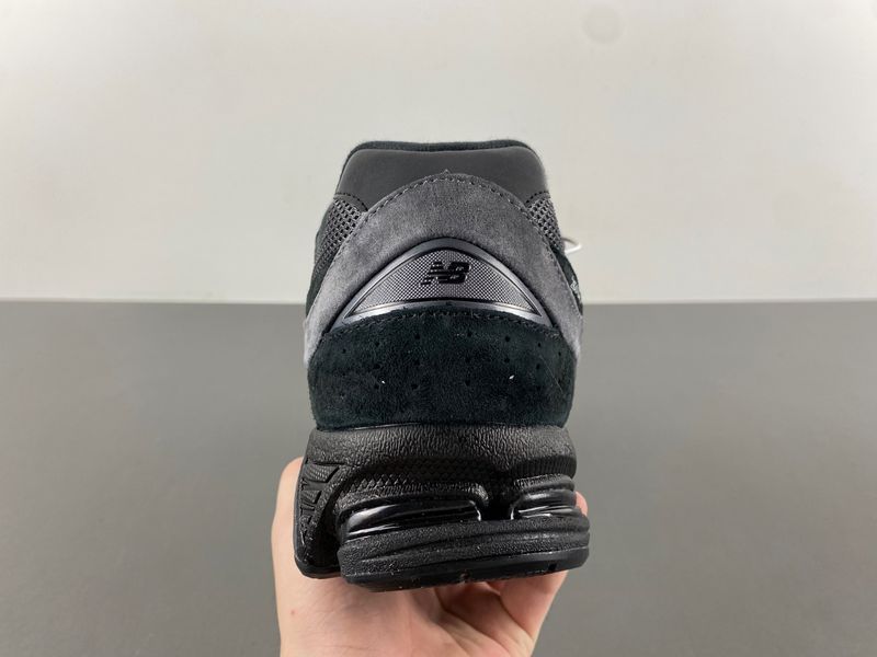 New Balance 2002R Black Dark Grey M2002RBL