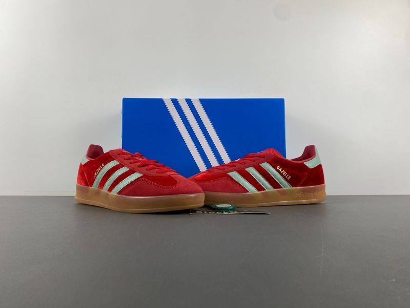 Gazelle Indoor Better Scarlet Hazy Green  IG6786