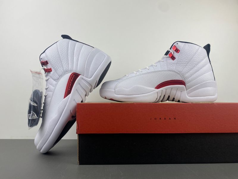 Air Jordan 12 Retro Twist CT8013-106