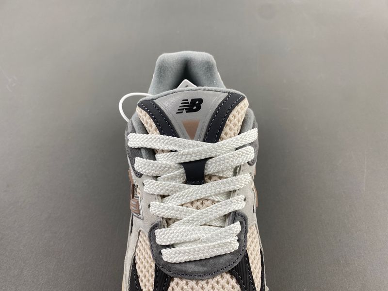 New Balance M2010GRY