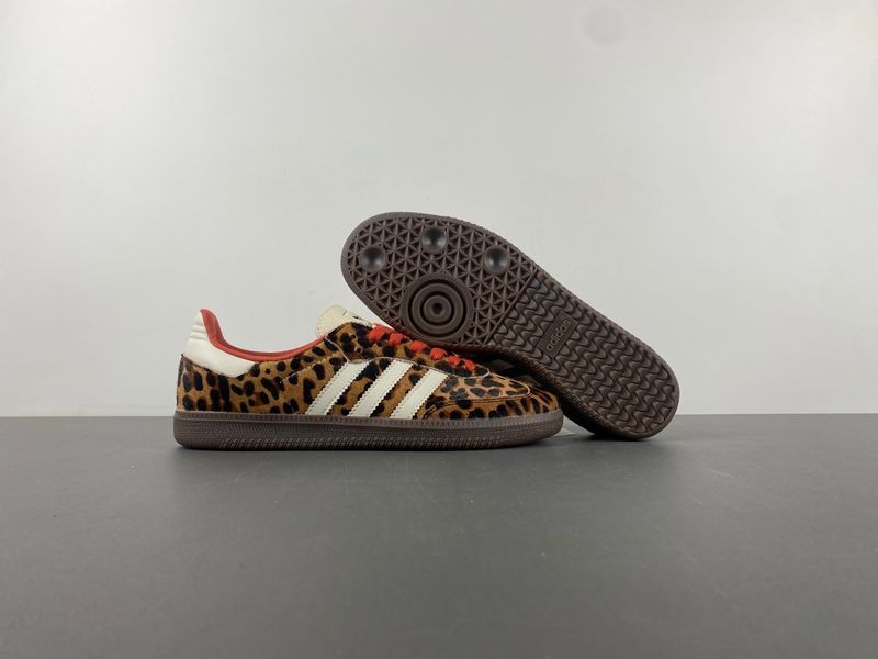 Samba OG Preloved Red Leopard JI2734