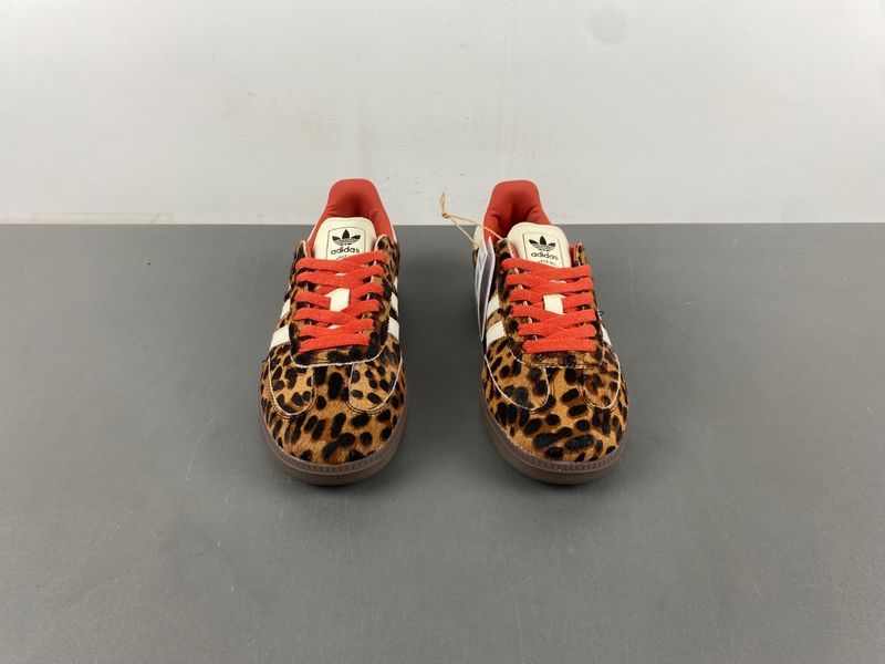 Samba OG Preloved Red Leopard JI2734