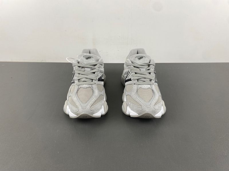 New Balance 9060 Silver Metallic Grey U9060JGR
