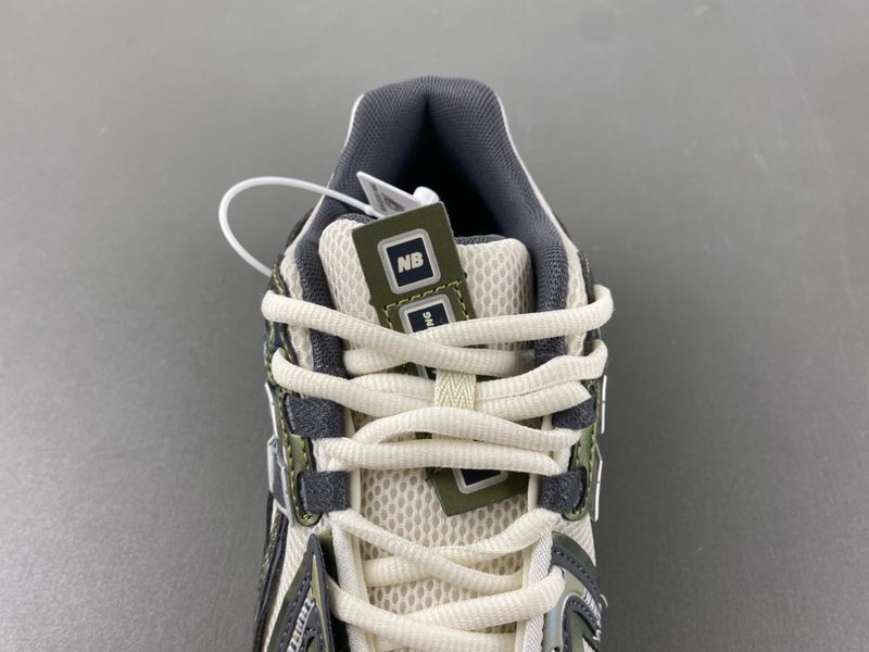New Balance 1906A Olive Juice Sea Salt  U1906ANC