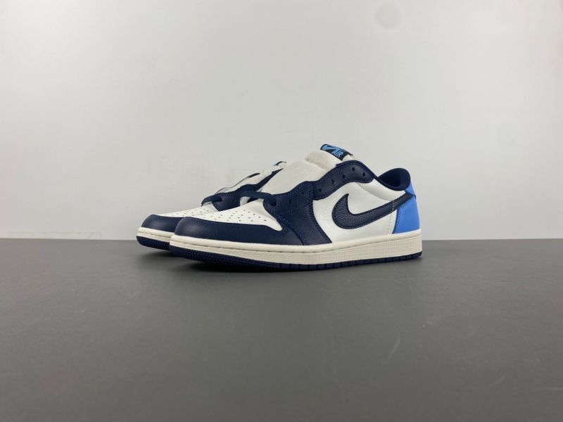 Air Jordan 1 Low OG Obsidian UNC CZ0790-400