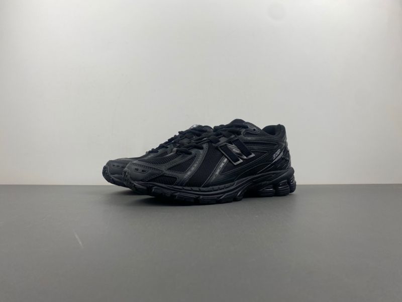 New Balance 1906R Black M1906RBB