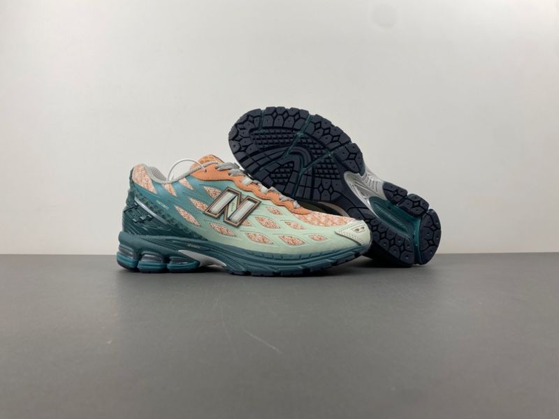 New Balance 1906W New Spruce Light Sparrow  U1906WFB