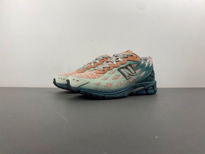 New Balance 1906W New Spruce Light Sparrow  U1906WFB