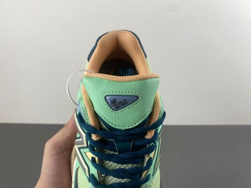 New Balance 9060 Sweetgrass Deep Ocean  U9060TMA