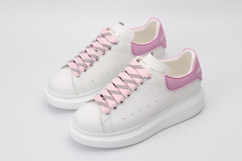 A*exander M*queen Sneaker