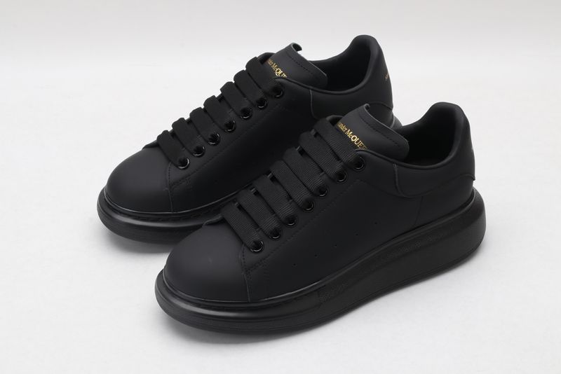 A*exander M*queen Sneaker