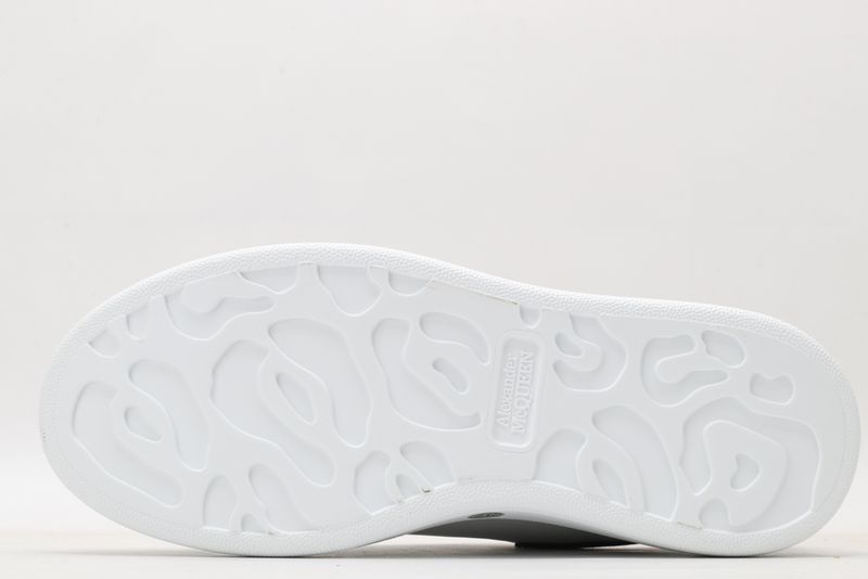 A*exander M*queen Sneaker