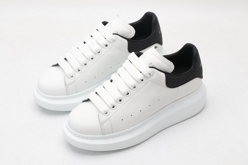 A*exander M*queen Sneaker