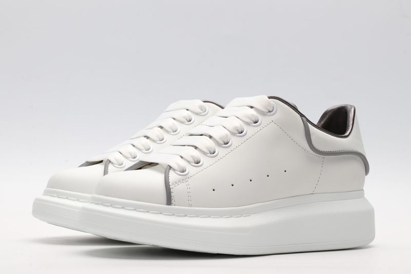 A*exander M*queen Sneaker