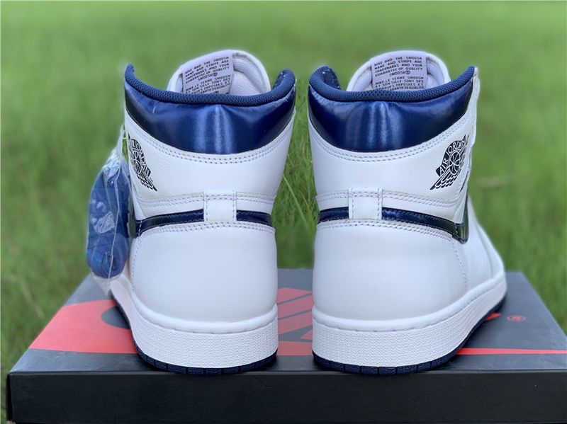 Air Jordan 1 Retro Metallic Navy  555088-106