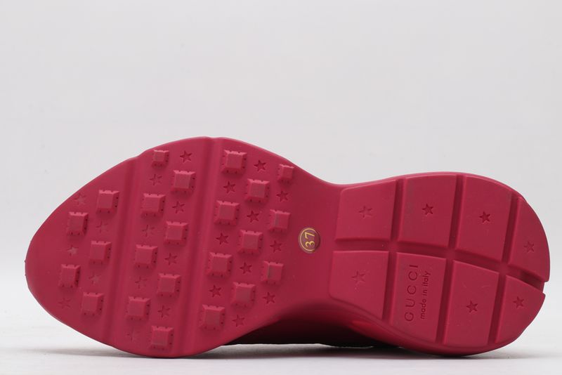 G*cci Sneaker